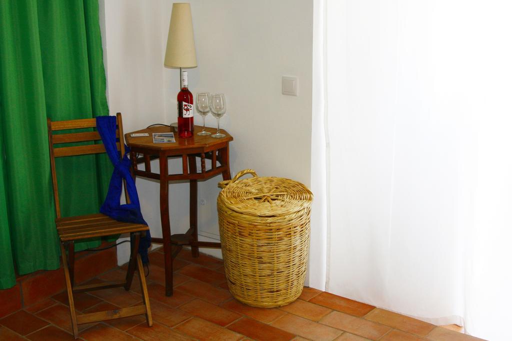 בית הארחה Mértola 	Casa Do Funil חדר תמונה